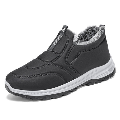 Men’s Winter Fleece-Lined Slip-On Shoes — Waterproof, Slip-Resistant, Wide Toe Box, Built for Warmth, Stability, and Confident Steps on Snowy Days.