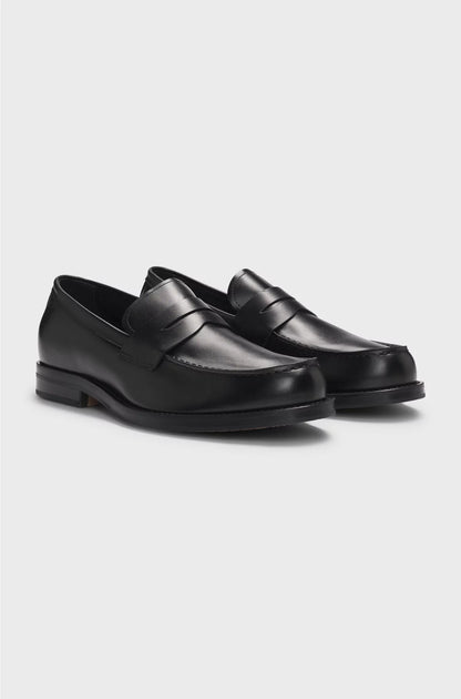 DRESSLETIC SLIP-ON PENNY LOAFERS IN LEATHER