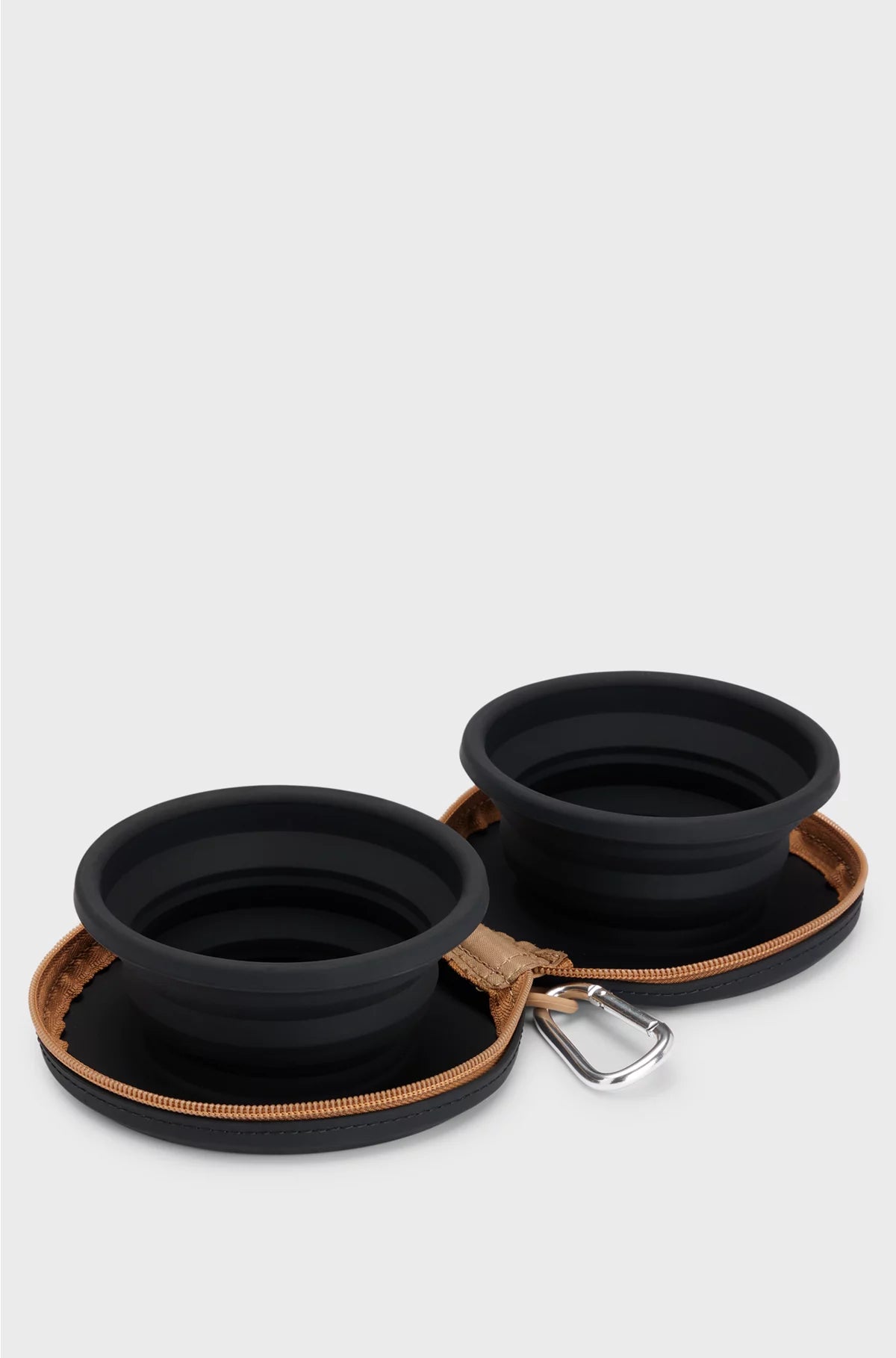 COLLAPSIBLE DOG BOWLS IN SILICONE WITH ZIP-UP CASE